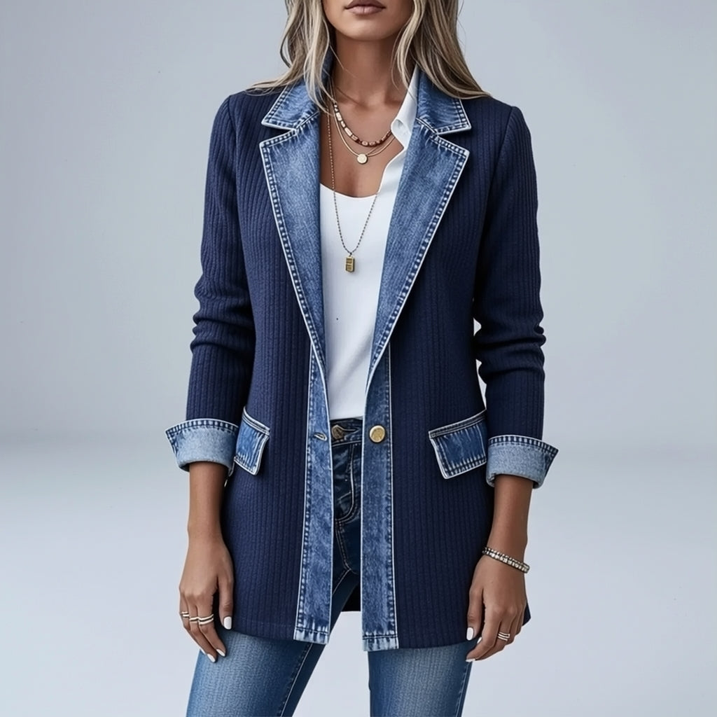 THE LIVÈNE — Strikket denimjakke